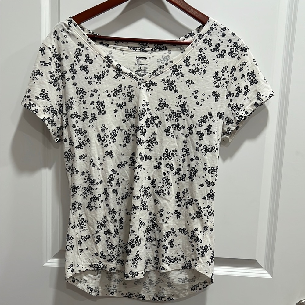 Sonoma Floral Print V-Neck Shirt